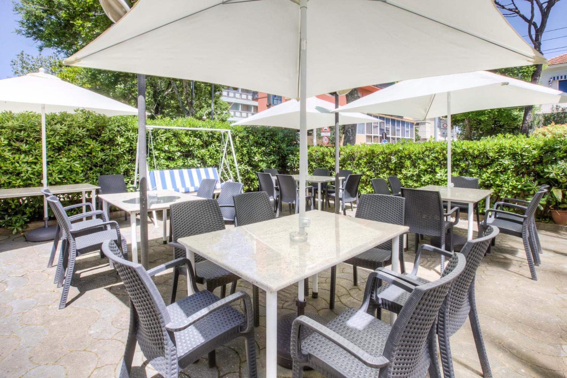 Hotel Taunus - Vista Mare Riccione Dış mekan fotoğraf